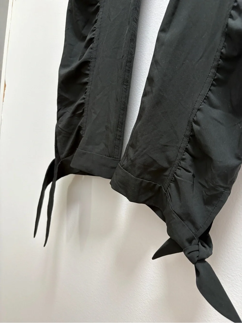 Prana Black Drawstring Tie Ankle Joggers | M | lounge athletic everyday errands